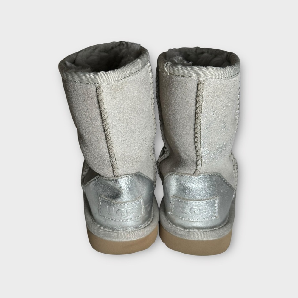 GUC UGG Kids Metallic Silver Boots